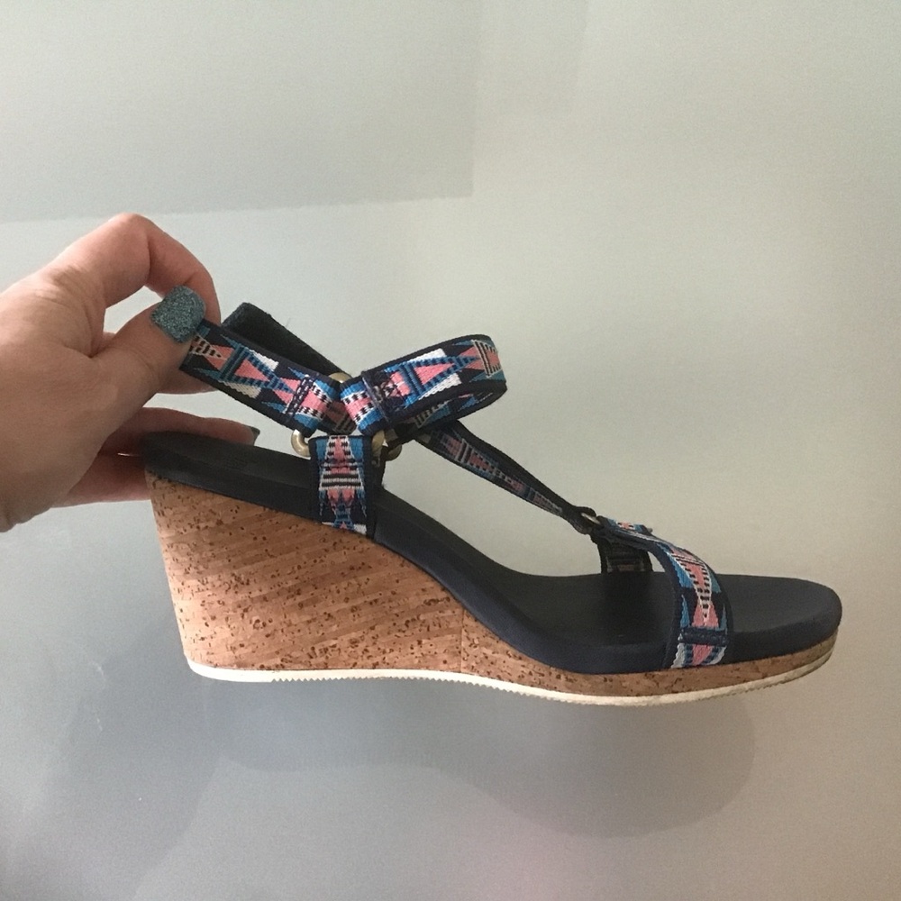 TEVA Arabelle Universal Navy Mosaic Cork Wedge Sandal‎ Size 6 EUC
